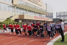 春季登高 節(jié)節(jié)高！巨石第十四屆春季登高比賽圓滿舉行