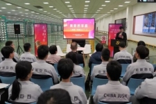 奏響青春之歌，感受奮斗力量！“青春思享嘉”黨的二十大精神宣講走進(jìn)“未來工廠”