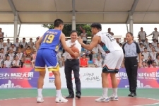 川味十足！第八屆“巨石杯”籃球賽巴適得很！