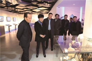 桐鄉(xiāng)市委副書記、市長王申峰一行蒞臨巨石本部調(diào)研