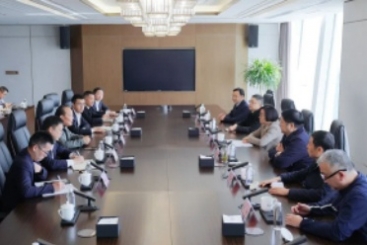 江西省委副書(shū)記、贛州市委書(shū)記吳忠瓊到中國(guó)巨石考察